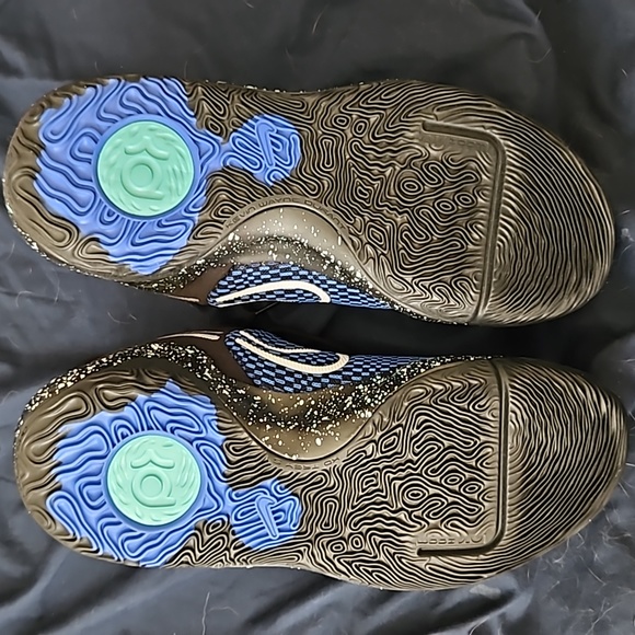 Blue Nike KD shoes - Picture 4 of 4